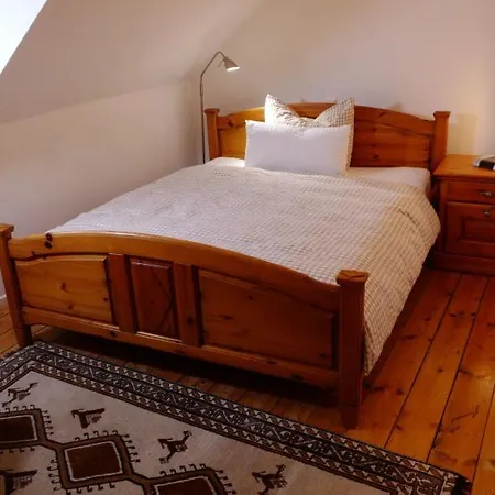 Landgasthof Kirschgarten Hotel *